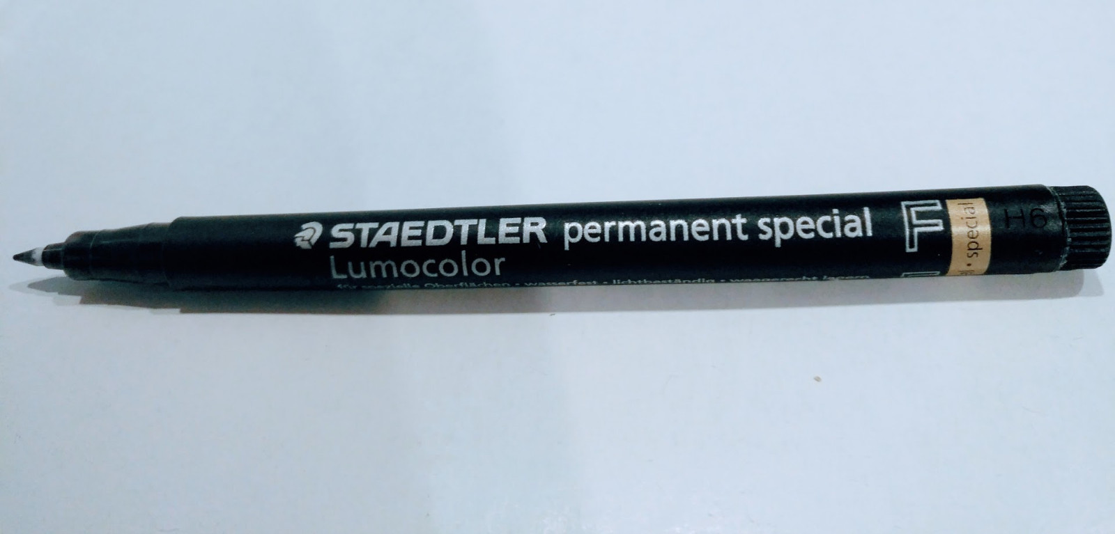 2PC STAEDTLER Lumocolor Permanent Marker for Special Surfaces 319 S-9 super blk