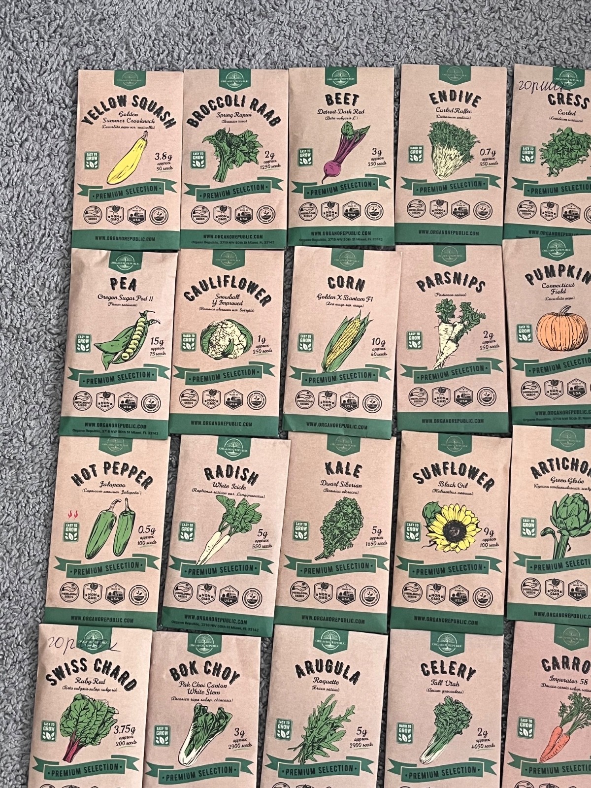 Organo Republic ,31 Mixed Vegetable Seed Packets with instuction on the back