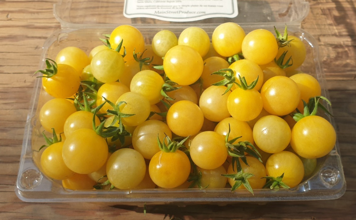 White Cherry Heirloom Tomato Seeds x 30 Minimum Plus Free Gift