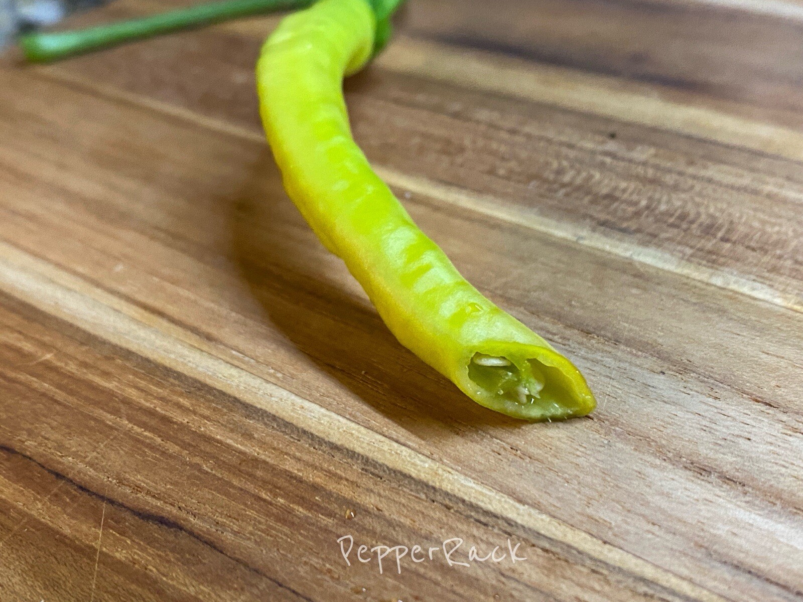 RARE✿ Heirloom Corbaci Sweet Pepper 15 Seeds ●Ripe Early
